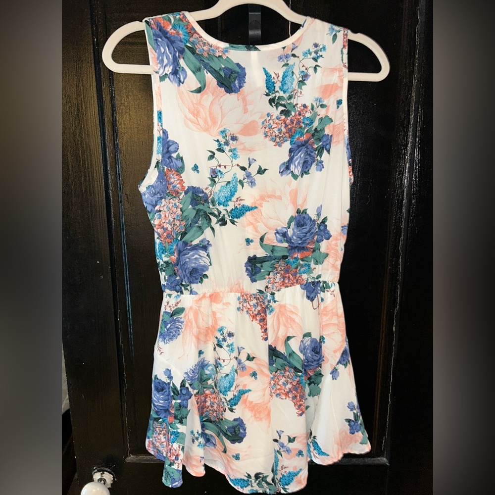 Peppermint | NWOT Floral Romper - Picture 12 of 13